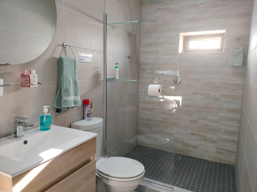 4 Bedroom Property for Sale in Fraaiuitsig Western Cape